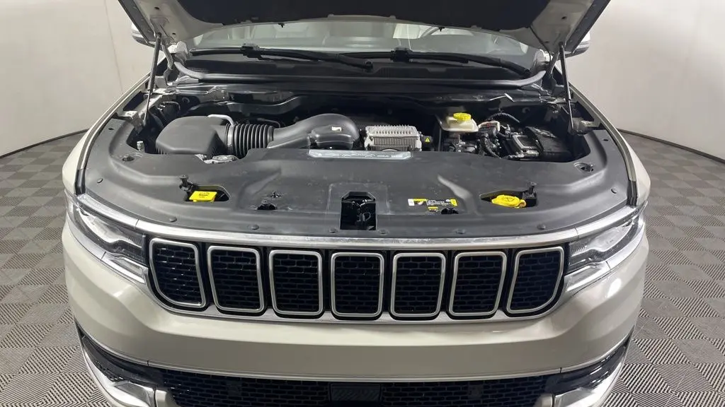 2022 Jeep Wagoneer Series II Carbide