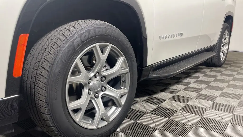 2022 Jeep Wagoneer Series II Carbide