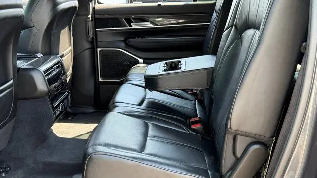 2022 Jeep Wagoneer Series II Carbide
