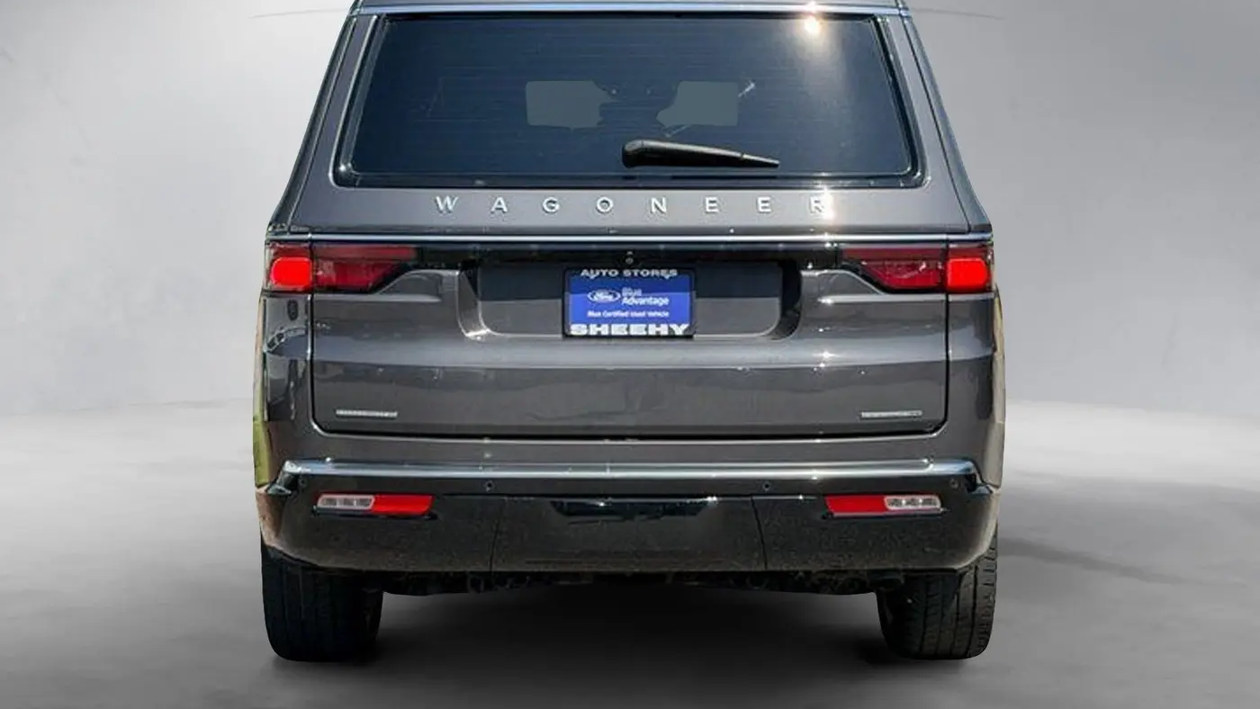 2022 Jeep Wagoneer Series II Carbide