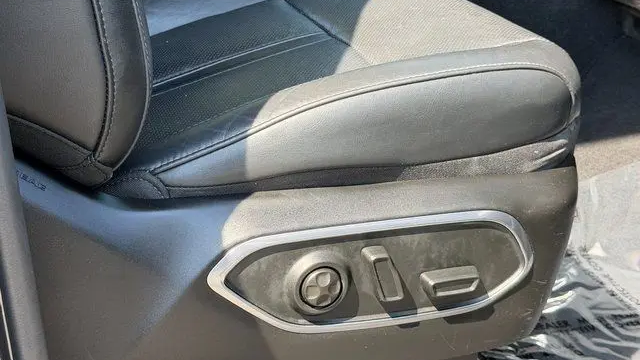 2022 Jeep Wagoneer Series II Carbide