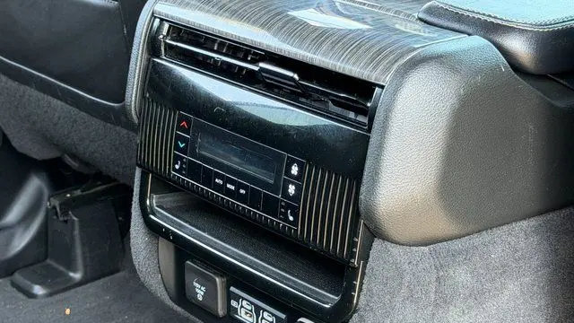 2022 Jeep Wagoneer Series II Carbide