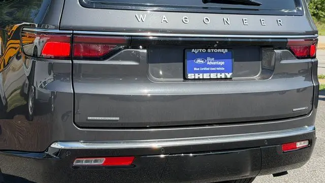 2022 Jeep Wagoneer Series II Carbide