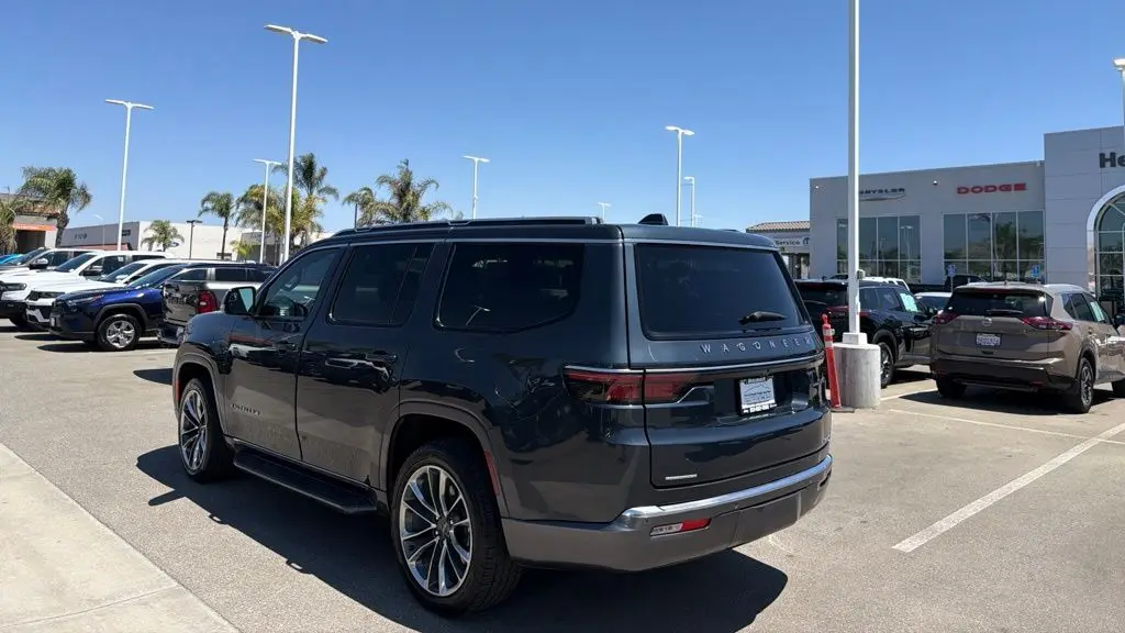 2022 Jeep Wagoneer Series II Carbide