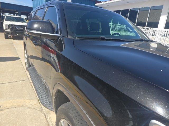 2022 Jeep Wagoneer - $29,995