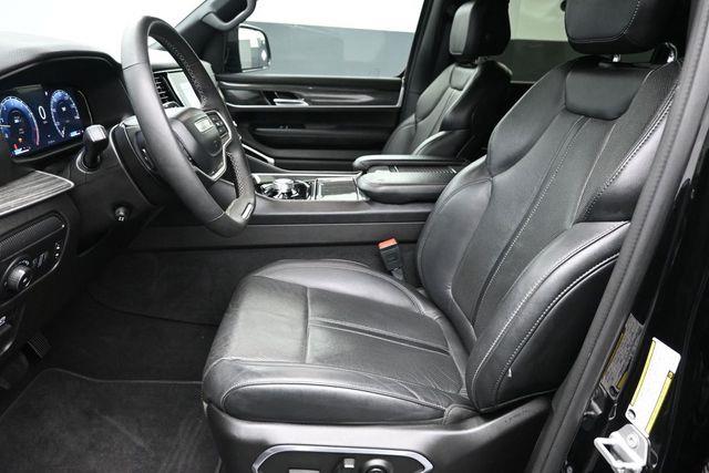 2022 Jeep Wagoneer - $29,995