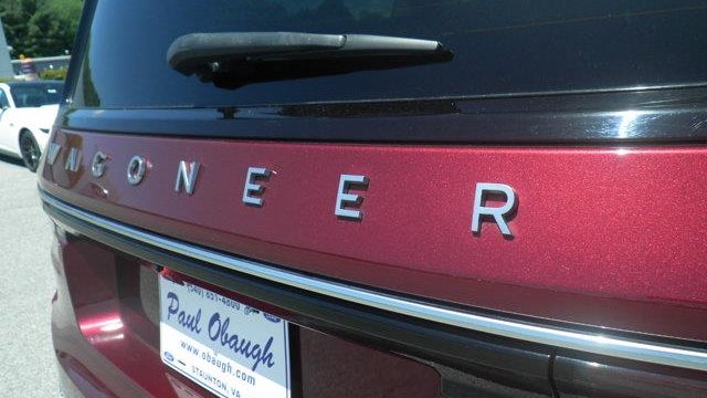 2022 Jeep Wagoneer Series II Carbide