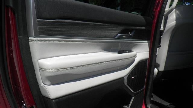 2022 Jeep Wagoneer Series II Carbide