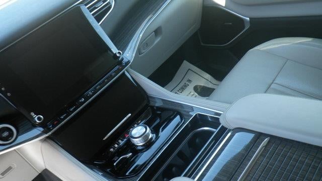 2022 Jeep Wagoneer Series II Carbide