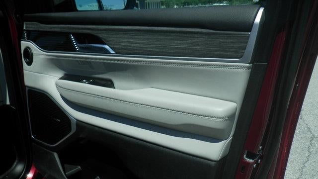 2022 Jeep Wagoneer Series II Carbide