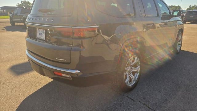 2022 Jeep Wagoneer Series II Carbide