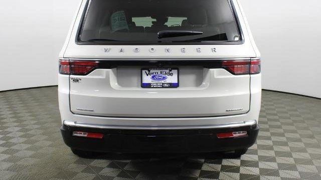 2022 Jeep Wagoneer Series II Carbide