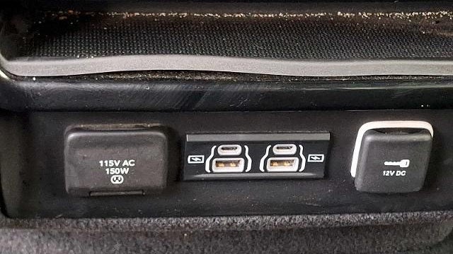 2022 Jeep Wagoneer Series II Carbide