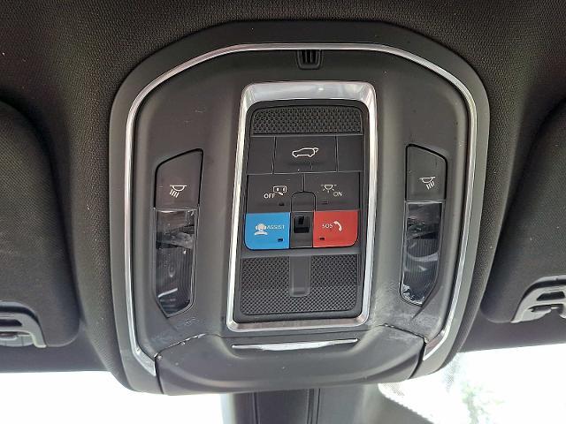 2022 Jeep Wagoneer - $44,988