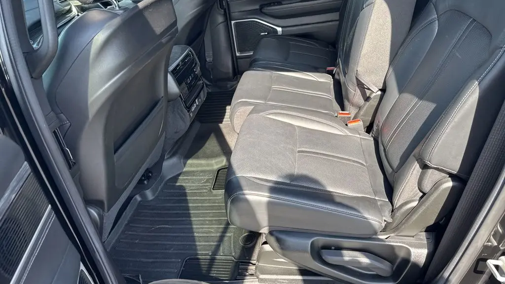 2022 Jeep Wagoneer Series II Carbide