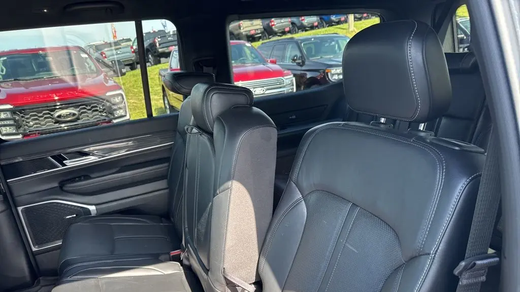 2022 Jeep Wagoneer Series II Carbide