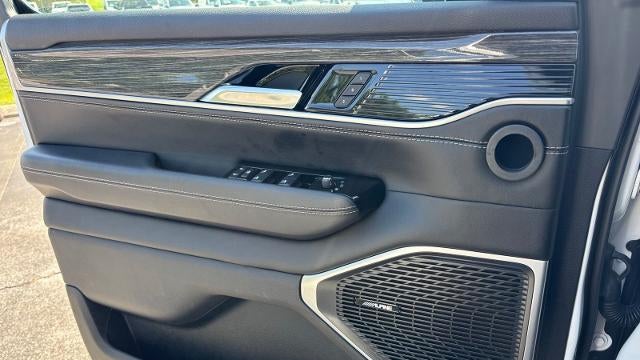 2022 Jeep Wagoneer Series II Carbide
