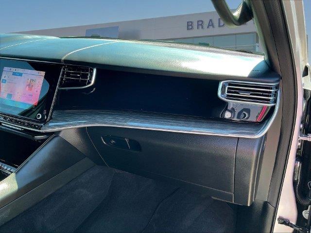 2022 Jeep Wagoneer - $34,999