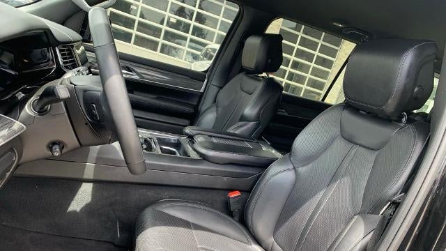 2022 Jeep Wagoneer Series II Carbide
