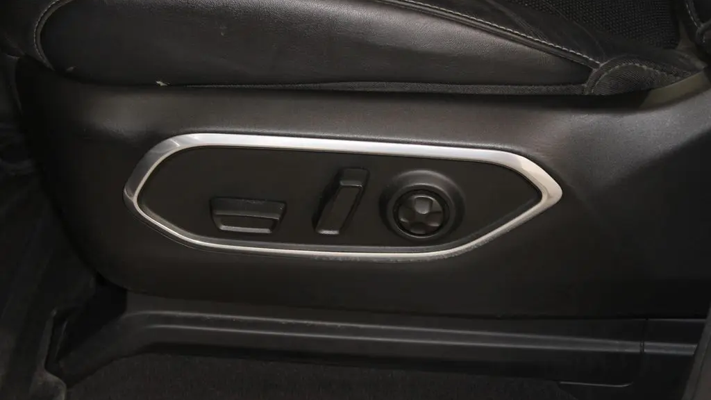 2022 Jeep Wagoneer Series II Carbide