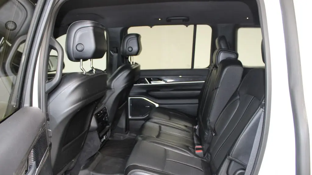 2022 Jeep Wagoneer Series II Carbide