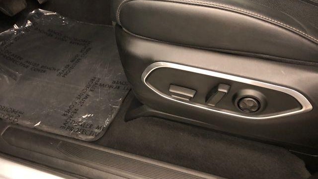 2022 Jeep Wagoneer Series II Carbide