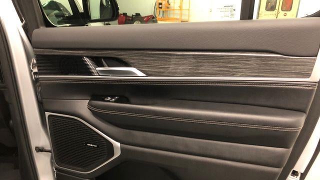 2022 Jeep Wagoneer Series II Carbide