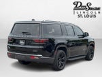 2022 Wagoneer Thumbnail 3