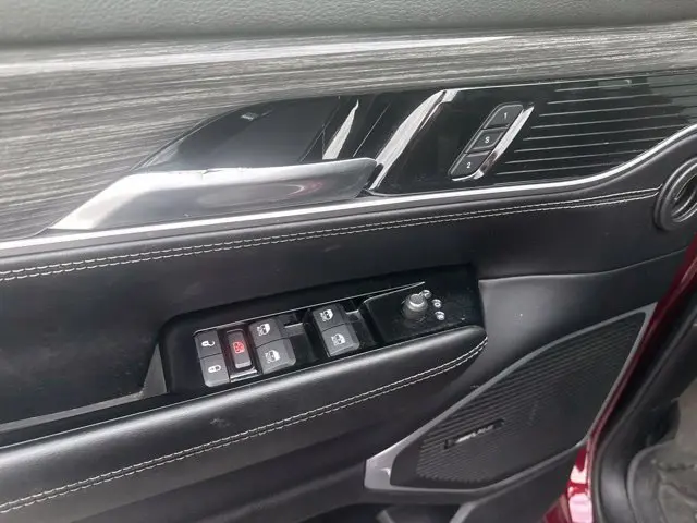 2022 Jeep Wagoneer - $27,680