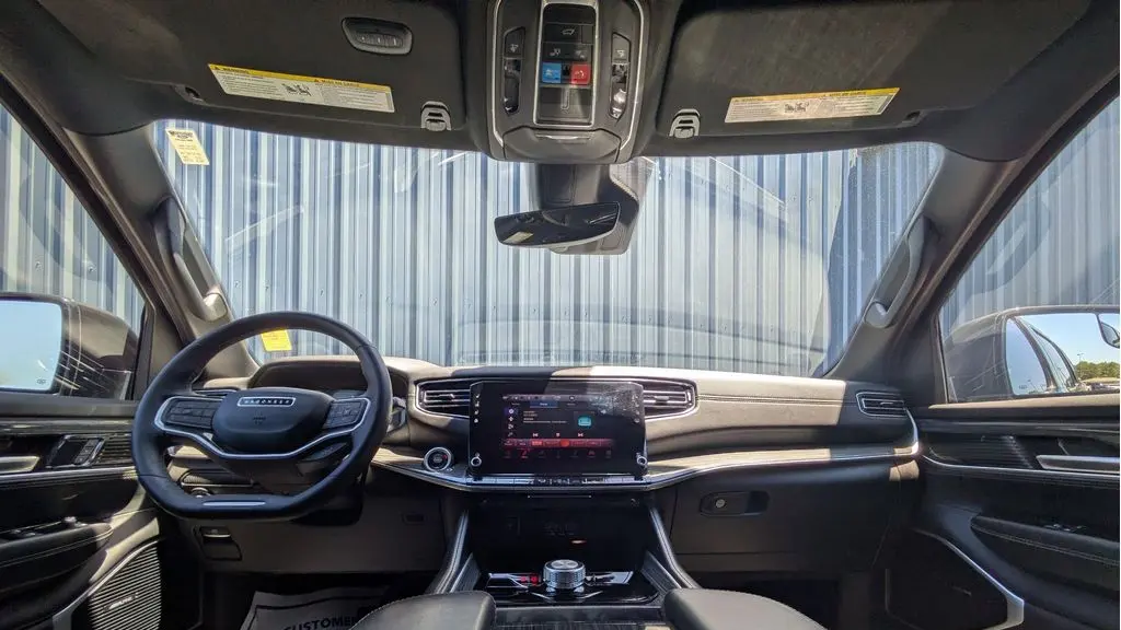 2022 Jeep Wagoneer Series II
