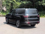 2023 Wagoneer Thumbnail 8