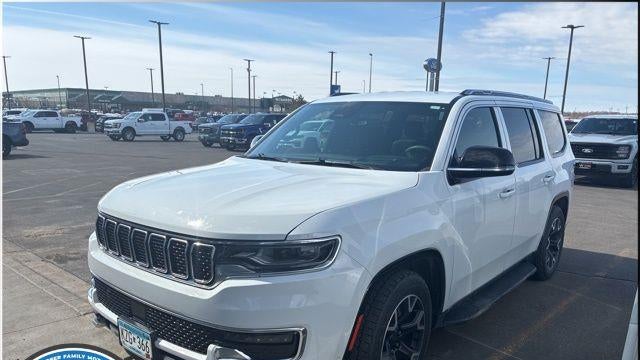 2023 Jeep Wagoneer Series III