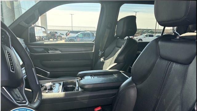 2023 Jeep Wagoneer Series III