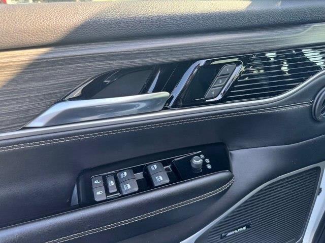 2023 Jeep Wagoneer - $40,000
