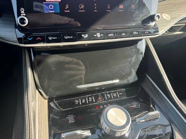 2023 Jeep Wagoneer - $40,000