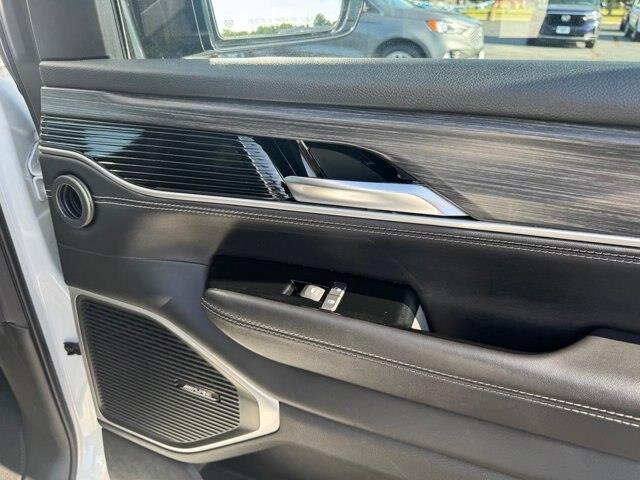 2023 Jeep Wagoneer - $40,000