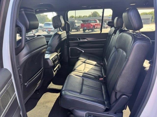 2023 Jeep Wagoneer - $40,000