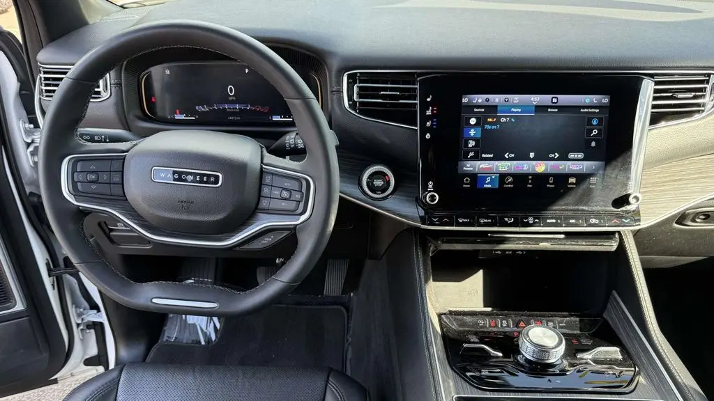 2023 Jeep Wagoneer Series III