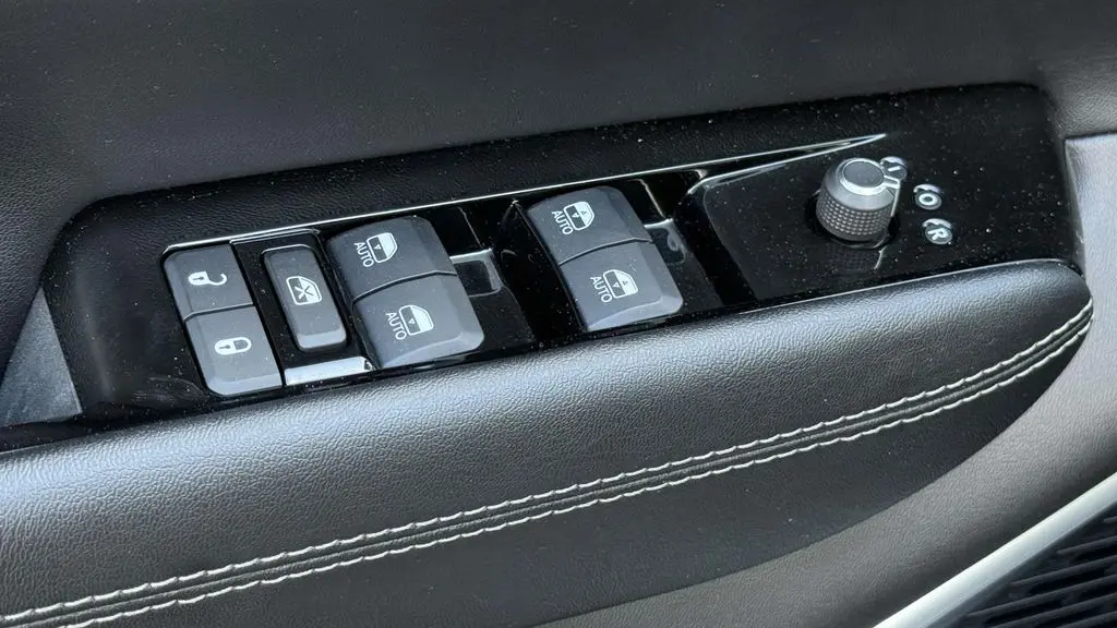 2023 Jeep Wagoneer Series III