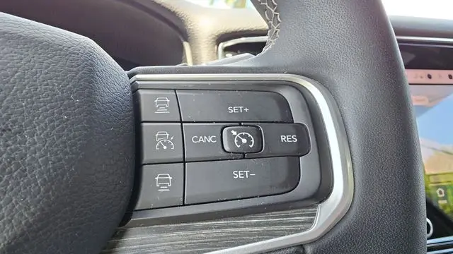 2023 Jeep Wagoneer Series III