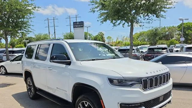 2023 Jeep Wagoneer Series III