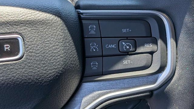 2025 Jeep Wagoneer Super
