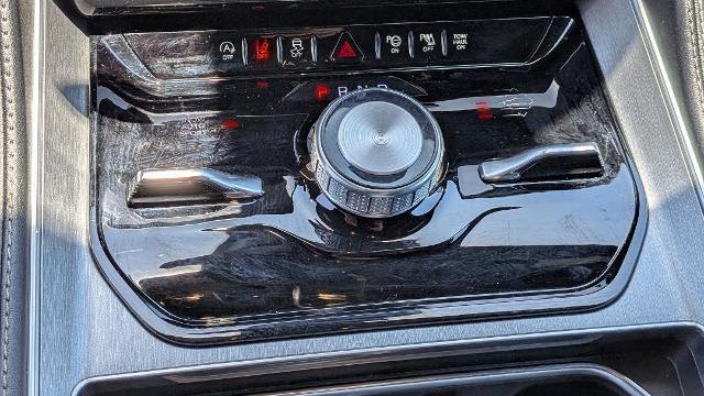 2025 Jeep Wagoneer Super