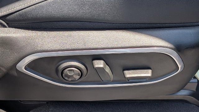 2025 Jeep Wagoneer Super