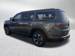 2024 Wagoneer Thumbnail 5