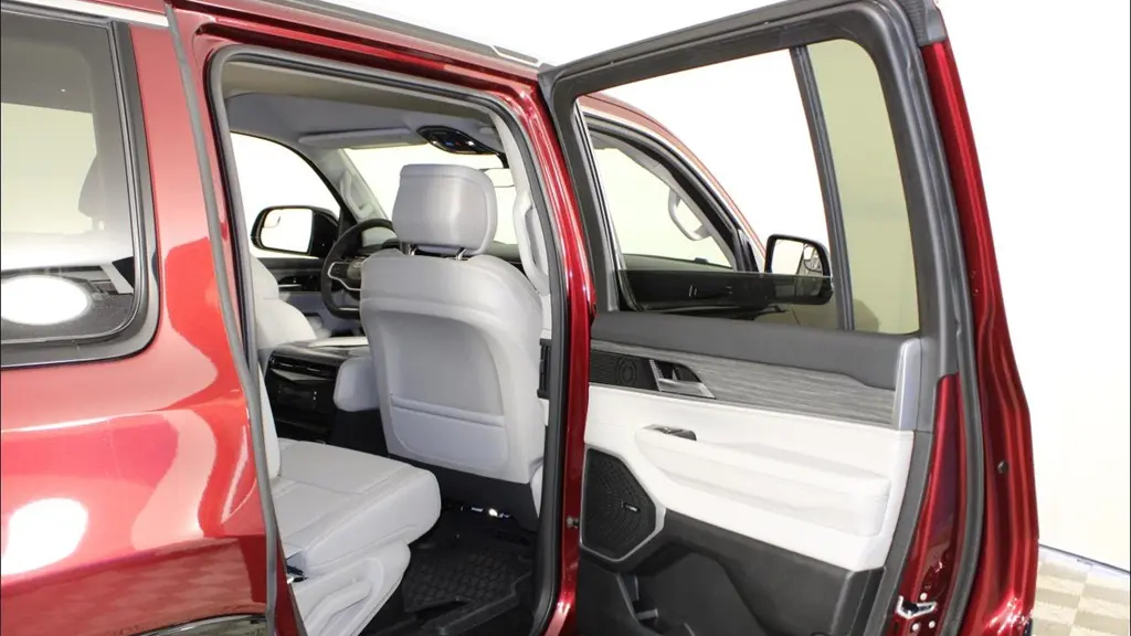 2023 Jeep Wagoneer Series III