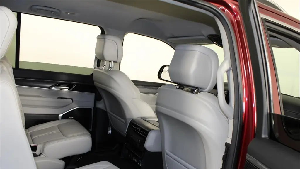 2023 Jeep Wagoneer Series III