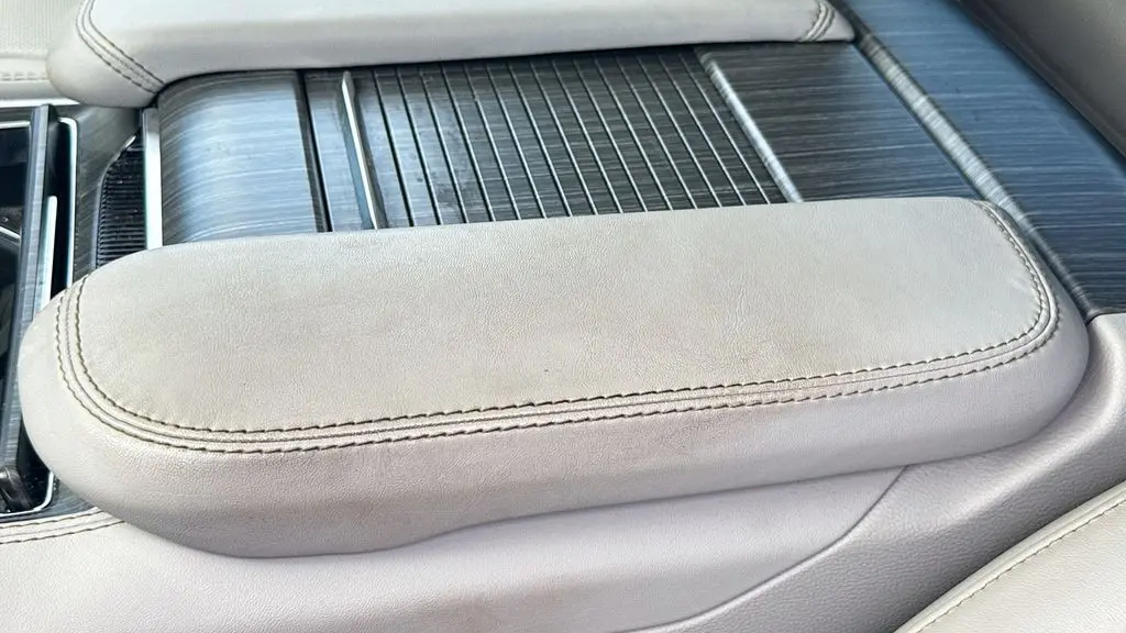 2023 Jeep Wagoneer Series III