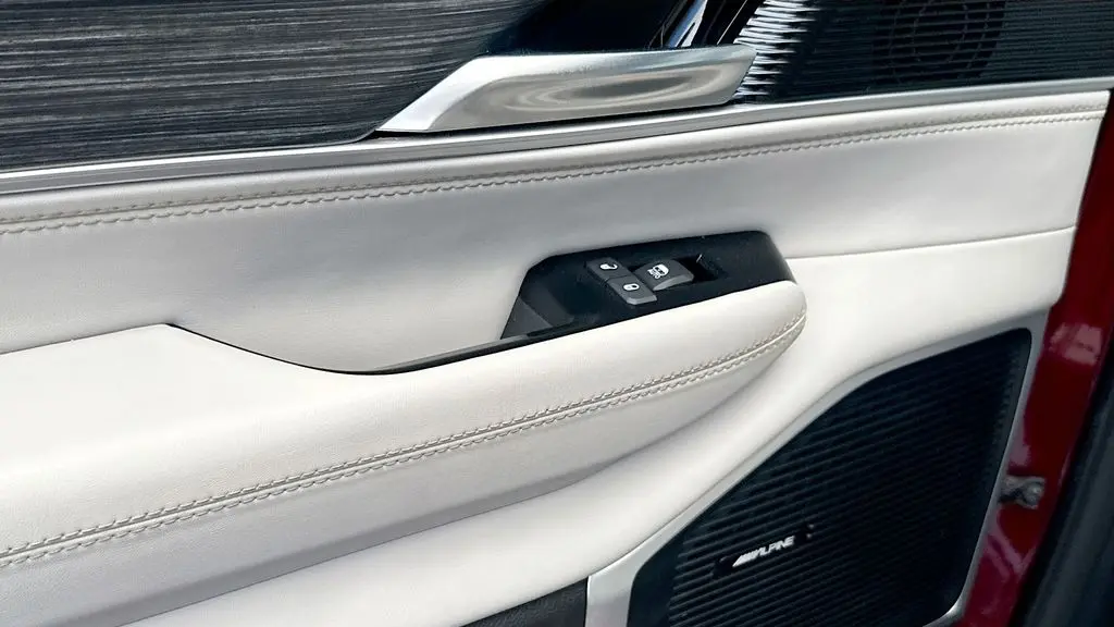 2023 Jeep Wagoneer Series III