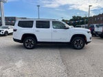 2023 Wagoneer Thumbnail 9